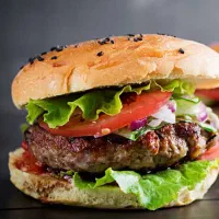 به یک نفر کارگر حرفه ای یا ساده نیازمندیم
