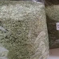 نعنا نرم شده و برگ سالم عطری