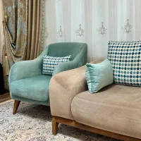 مبل راحتی در حد نو