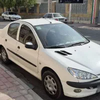 فروش ۲۰۶ صندوقدار