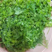 سبزی محلی خرد شده خام