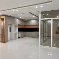 آپارتمان 160متر . غرق نور . کلید نخورده .دانش آموز