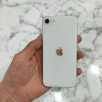 ایفون se 2020