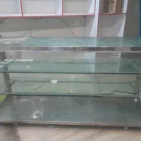 ویترین شیشیه ای