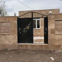 نظافت خانه توسط،خانم