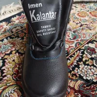 کفش کار بسیار نو