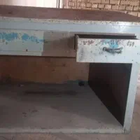 میز چوبی