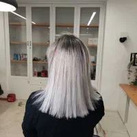 اجاره صندلی در سالن آرایشگاه