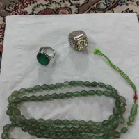 ۱ موزنایت طلای ۱زمردسبز افغانی ۱تسبیح شامقصود