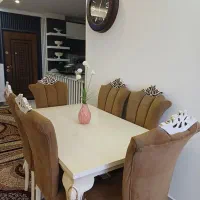 میز ناهار خوری سلطنتی در حد نو
