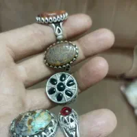 پنج مدل انگشتر بادوعددساعت کلاسیک