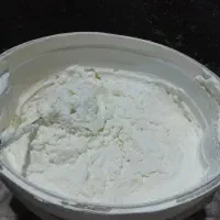 ماست چکیده محلی پرچرب