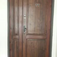 درب ورودی آپارتمان