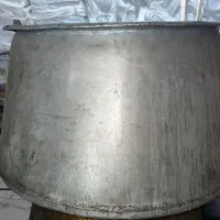 دیگ پلو بزرگ