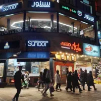 استخدام سالنکار آقا در فست فود