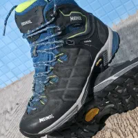 کفش کوهنوردی استوک اورجینال مندل  سایز۴۲درصدرا