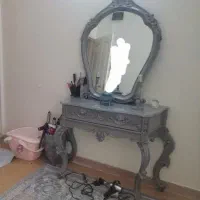 میز اینه وشمدان