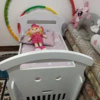 تخت و گهواره نوازد