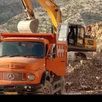 راننده بیل مکانیکی هستم جویای رانندگی با بیل