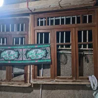 درب و پنجره چوبی قدیمی