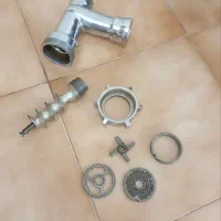 تعمیر و فروش چرخ گوشت  صنعتی و خانگی