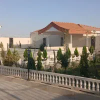 باغ-شیک-800-متری-در-برکان