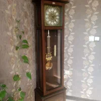 ساعت ایستاده