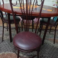 میز غذا خوری فلزی