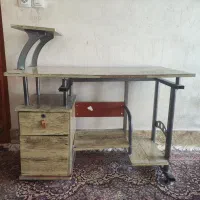 میز کامپبوتر و طراحی