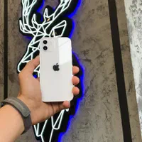 اپل iPhone 12 با حافظهٔ ۱۲۸ گیگابایت