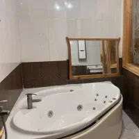 وان جکوزی بزگ دو نفره