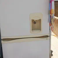 یخچال فریزر بزرگ اسنوا
