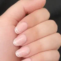 کاشت اولیه وطراحی ناخن فقط۳۵۰