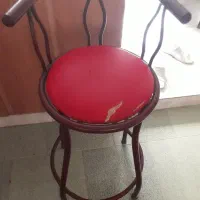 صندلی جلو اپن آشپزخانه