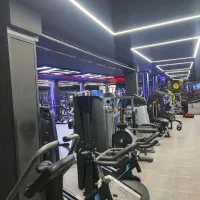 منشی و رسپشن مرد برای باشگاه بدنسازی شیف صبح