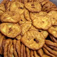 اگردک و بامیه کم شیرین ترد و کاراملی