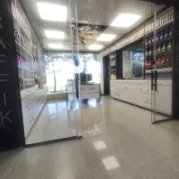 منشی خانم برای دفتر کارواش