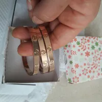دستبند بنگل کارتیه