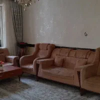 مبل 8نفره همراه سه میز و یک جلو مبلی