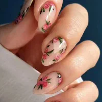 اموزش کاشت ناخن حرفه ای وتضمینی+اقساط+معرفی بکار
