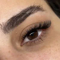 خدمات اکستنشن مژه ،لیفت ابرو ،اموزش لیفت ابرو