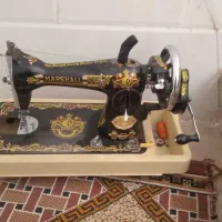 چرخ خیاطی قدیمی