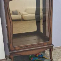 ویترین چوبی