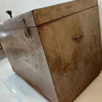 صندوق اهنی بزرگ چرخ دار