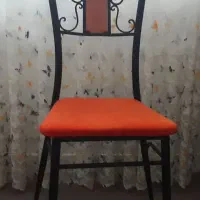 میز‌نهار خوری فلزی