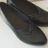 کفش و لباس زنانه نو