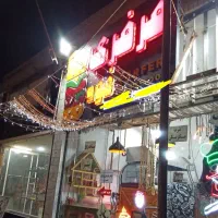 تابلوونئون میزپیشخوان آبچکان میز صندلی میزکارا