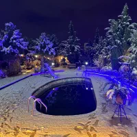 اجاره باغ فول امکانات