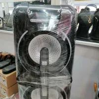 اسپیکر ایوا استوک در حد اک