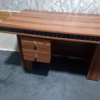 کابینت.. میز اداری. دوتا گلیم فرش